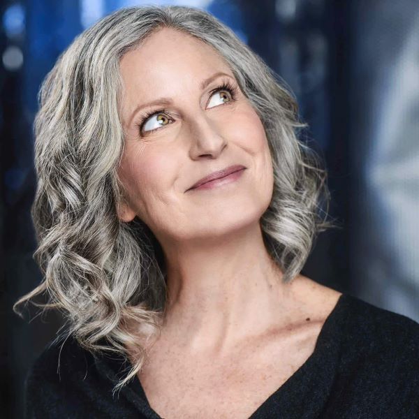 Stacie Dunlop, Roy Hart voice teacher