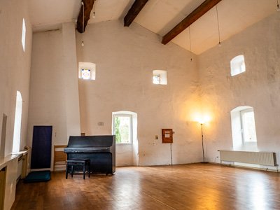 Studio theatre au Chateau de Malérargues - Roy Hart Centre