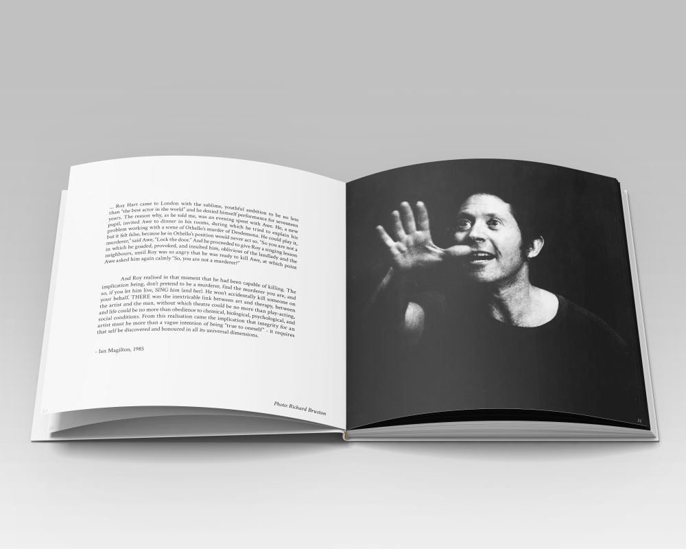 Photobook Roy Hart Theatre, Ivan Midderigh